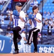 【ＤｅＮＡ】ロックバンドの「Ｔｈｉｓ　ｉｓ　ＬＡＳＴ」がセレモニアルピッチでワンバウンド投球 　