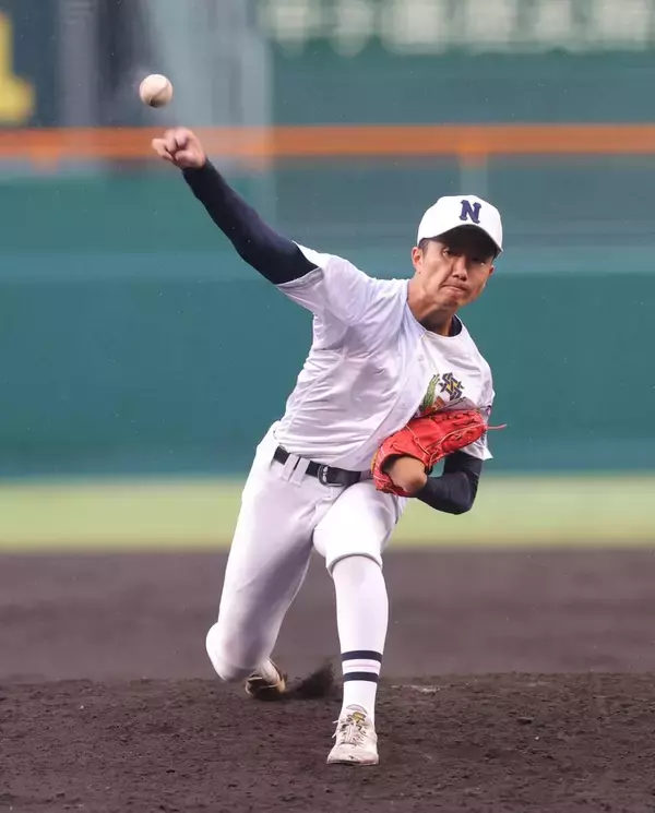 【甲子園】好救援で１６強の佐野日大・鈴木有　神村学園・龍頭との投げ合いに「いいピッチャーがきてくれた方が燃える」