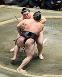 「スピード出世の横綱・大の里がかみしめた１勝の重みと珍しく口にした本音「長かった」…痛みをこらえ連敗を３でストップ」の画像1