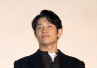 鈴木亮平、逃亡役は疲れる「１日終わったらクタクタで。撮影しているとゲッソリしてきました」