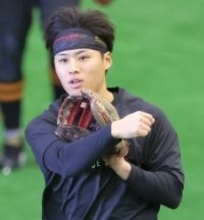 【巨人】前ソフトバンク・川原田純平「野球をできるのが一番の楽しみ」２、３軍キャンプ参加メンバーが宮崎に到着