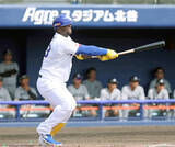 「【中日】新助っ人ミゲル・サノーが待望の“来日１号”　ロッテ・カスティーヨの初球を右中間席上段へ」の画像1