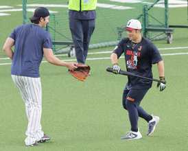 侍ジャパン・近藤健介、大谷バットでフリー打撃「あんな飛距離はバットのおかげかなと思ったら…」