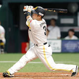 「【ソフトバンク】近藤健介が勝ち越し２ラン「うまく反応して打つことができました」山川の同点弾に続く一撃」の画像1