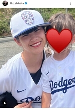 ニコラス・ケイジの日本人妻「おベビ様」と親子ショット！大谷翔平を観戦「かわいい」エキゾチックな芝田璃子