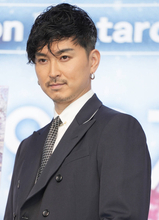 松田翔太は「雪を追いかけ、山の中で１か月キャンプ生活を送った超本格派」雪山オタク代表として南極への憧れも「神様がいる気がする」