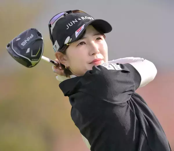 【女子ゴルフ】優勝副賞の約８００万円重機「めちゃくちゃほしい」　２３年覇者・蛭田みな美が１差３位発進