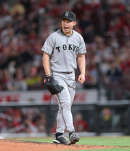 【巨人】逆転Ｖ諦めん！小笠原慎之介が３年ぶり完封勝利＆泉口友汰が先制Ｖ３ラン　“鬼門”マツダで２年ぶり３連勝