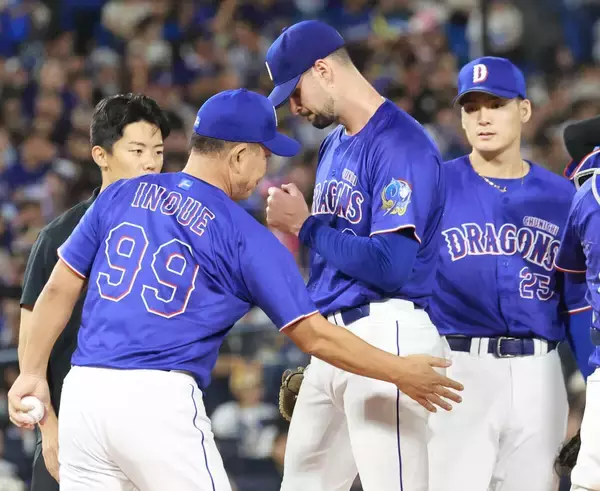 【中日】自身４連敗中の“鬼門”ハマスタでカイル・マラーが４回途中７失点で降板　グラブたたきつけて悔しさあらわに