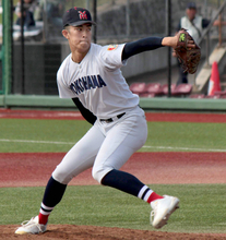 【高校野球】横浜が花巻東に逆転負けで準決勝敗退　織田翔希は延長８回タイブレークで救援登板も決勝点許す…国民スポーツ大会