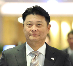 【巨人】橋上監督代行「この上ない幸せ、やりがいを感じながら」「最低限の仕事は果たせた」９７試合で貯金１０　山口オーナーにシーズン終了報告…一問一答