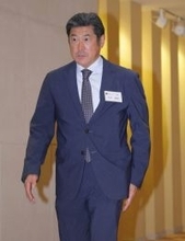 【巨人】石井琢朗２軍監督「一人でも多く１軍で活躍する選手を育成できれば」ＯＢ総会であいさつ