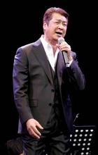 山川豊、ステージ４の肺がんと闘いながらの４５周年に感無量　「舞台に立つと痛み、つらさ消える」