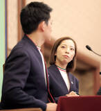 「「龍一選手やってください」…高橋成美さん「ひるおび」で恵俊彰と「ペア」でりくりゅう「金」実演解説「りくちゃんやります」」の画像1