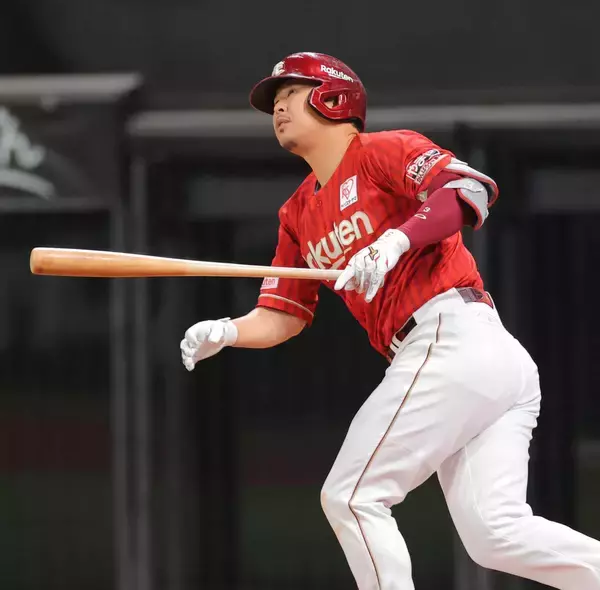 【楽天】 今季初４番の浅村栄斗が同点ソロ　首位奪取へ２試合ぶりの２号　ベテランが復調　達孝太から左中間への一発