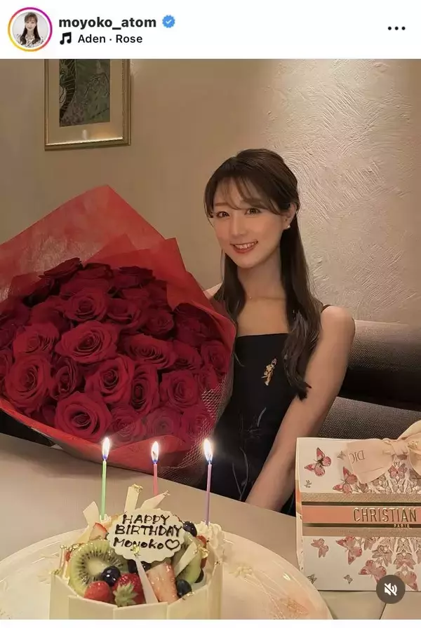 佐々木もよこ、黒のノースリーブドレス姿で美素肌見せ「お美しすぎて可愛すぎる」「素敵なレディ」