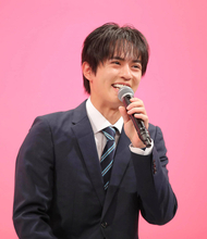 奥野壮の天然っぷりに　主演の横山裕は「ものもらいを作ってきたり、何かが起こる。目が離せない」とお墨付き