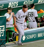 「【番記者Ｇ戦記】１・５差→今季最大４・５差に「伝統の一戦」８９年ぶりシーズン７連敗…苦境に立たされた巨人　虎先発陣には３連戦１９回１得点」の画像1
