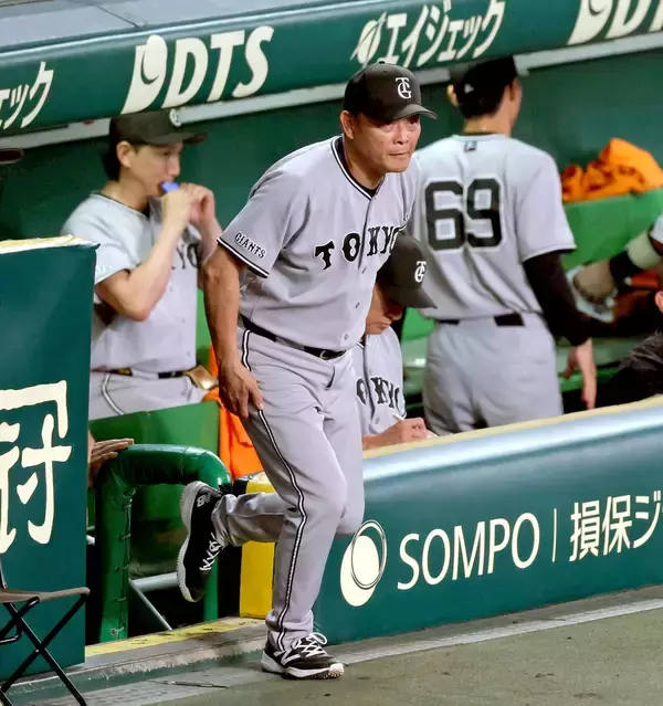 【番記者Ｇ戦記】１・５差→今季最大４・５差に「伝統の一戦」８９年ぶりシーズン７連敗…苦境に立たされた巨人　虎先発陣には３連戦１９回１得点