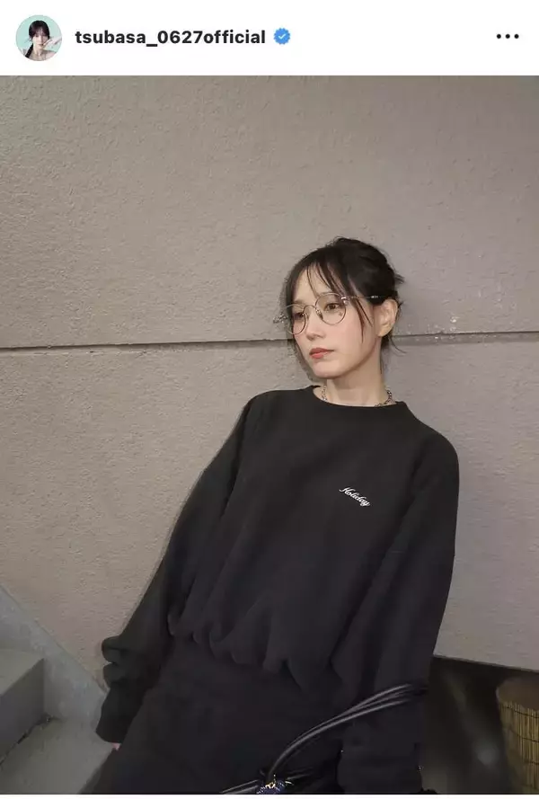 本田翼「帰ったらマック食べよう」全身黒コーデで満面の笑顔！「笑顔が可愛い」「あぁぁタイプです」「美脚ありがとう」