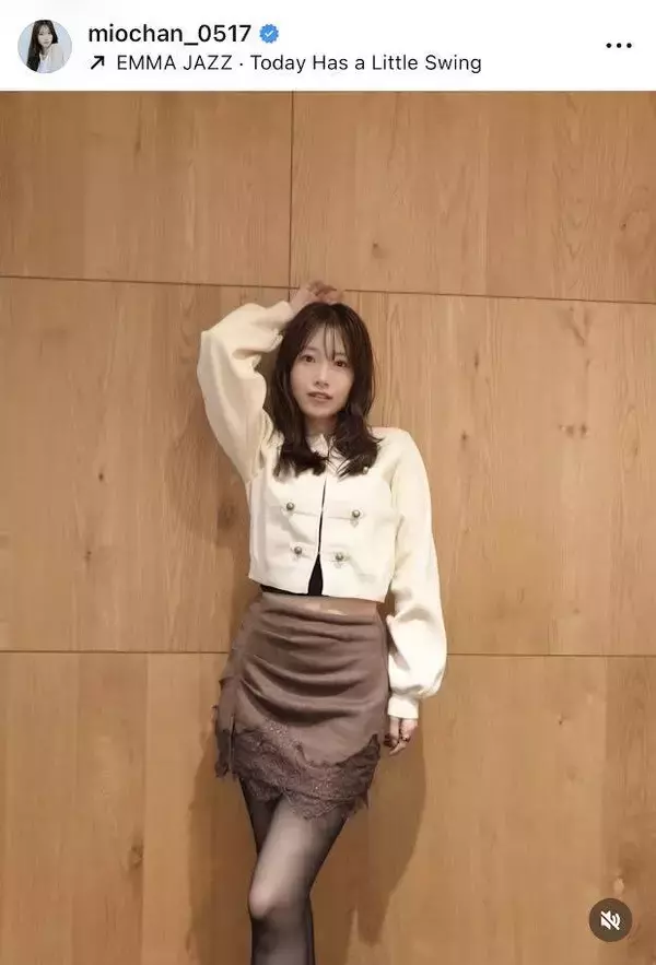 元ＨＫＴ４８・朝長美桜のトレンドコーデが「もーステキすぎ」「ドキッとした」「めっちゃセクシー」