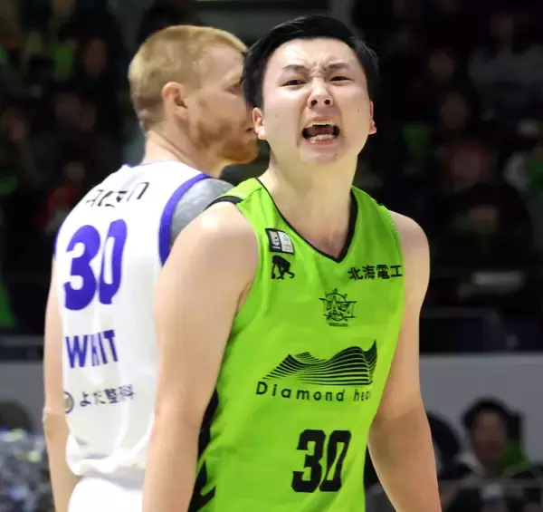 【Ｂ１】大黒柱復帰のレバンガ北海道が完全アウェーの横浜アリーナで逆転勝利　日本代表富永啓生が２８得点の大暴れ