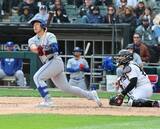 「岡本和真が７戦目で初の無安打　４打席連続三振　延長１０回で交代…本拠地デビュー中前安打の村上宗隆と初対戦」の画像1