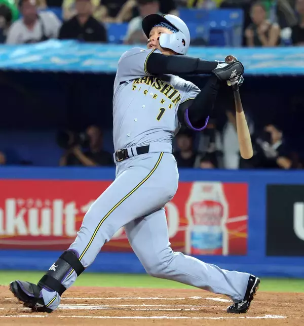 【阪神】単独首位浮上！　スタメン復帰の森下翔太が逆転２ラン　伊藤将司が３８４日ぶり白星　降雨で２度の中断も熱戦制し貯金１２