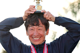 「ユタカ、やめらんないね」ＷＡＳＪ優勝の横山典弘騎手にファン痺れる「達人やな」「なんだこのおじさん達は」