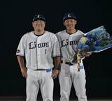 「【西武】引退試合の栗山巧と同期入団の中村剛也は「ツレでもあるしやはり特別な存在」と表現」の画像1