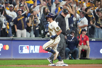 ブルワーズ４点ビハインド追いついた　レギュラーシーズン４本塁打のフリリックが千金同点ソロ