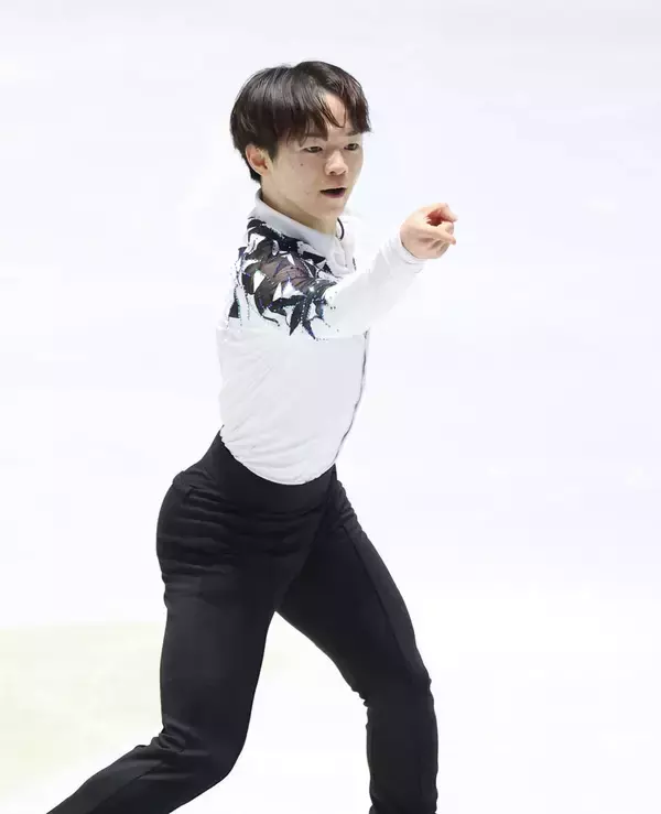 【全日本フィギュア】鍵山優真　ＳＰは１０４・２７点「予想の１０２点を大きく越えてうれしい」…連覇へ好発進