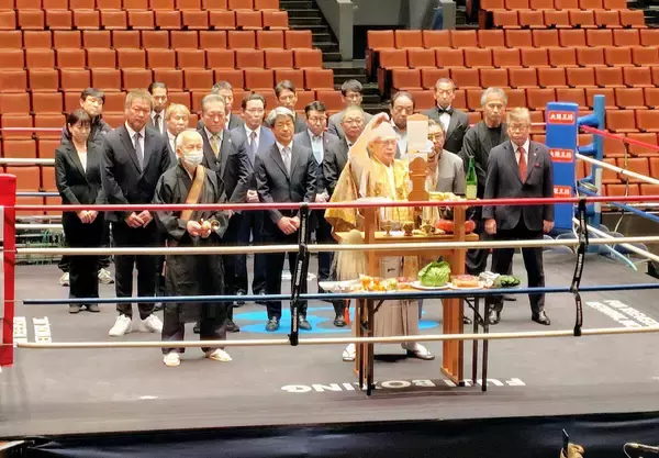 昨年リング禍のボクシング　聖地・後楽園ホールで安全祈願お清め式　セレス小林会長「何かあっても救える救える体制に」