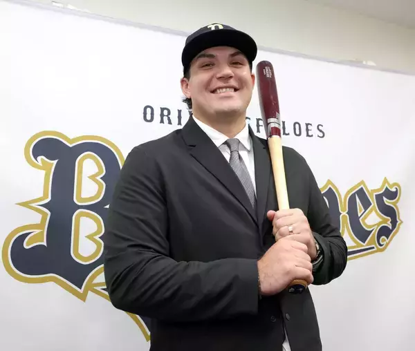 【オリックス】新外国人のボブ・シーモアが入団会見「とにかく打撃に自信がある。パワーを見せていけたら」アーチ量産に期待大