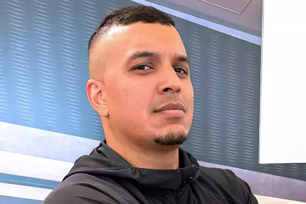 【ヤクルト】オスナが来日「６年目のシーズンを非常に楽しみにしています」