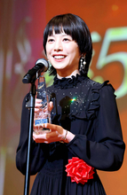 夏帆　昨年ドラマで共演の竹内涼真からの「待ち受け画面だった」という告白に驚き…エランドール賞授賞式