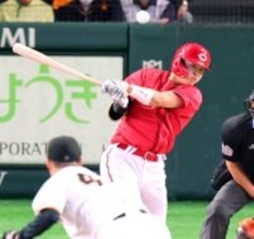 【広島】ドラフト１位・平川蓮、開幕戦以来のタイムリー！　新井監督「楽に振ってほしい」３戦ぶりスタメン復帰で初７番　２度目マルチ安打で笑みはじける
