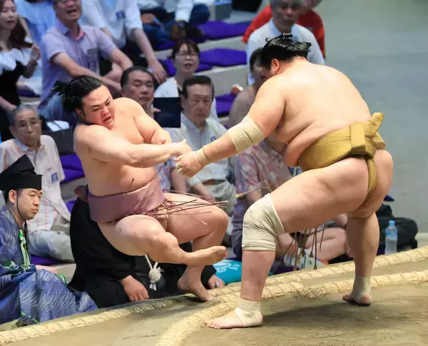 十両・炎鵬、中学の同級生・輝に敗れて４敗目「こういう日が訪れるとは思っていなかった。次の対戦では倒したい」