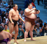 「【元大関・琴風の目】腰の構え安定の関脇・熱海富士　年内には小錦さんや把瑠都さんのような大型大関が誕生の予感」の画像1