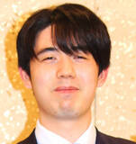 「藤井聡太王将「苦しい状況なので、目の前の一局に集中したい」失冠危機の大一番で勝利も防衛に向け冷静に意気込み」の画像1