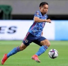 【番記者が選ぶＷ杯２６人】Ｗ杯だからこそ長友佑都、遠藤航は必要不可欠　ボランチは「４枠」と考えると守田英正は…５・１５メンバー発表