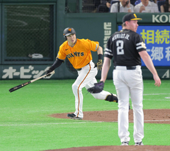 【巨人】泉口友汰が左翼線への二塁打　４４打席ぶり待望の長打