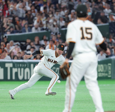 【巨人】坂本勇人の超人プレーに「やっぱり神」「すごすぎて意味分からない」