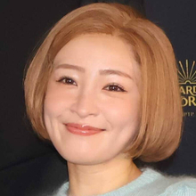 大沢あかね「ＡＩではありません」まるで人形みたいな変身ショット！「上級妃」「妖艶」「綺麗すぎてドキドキ」