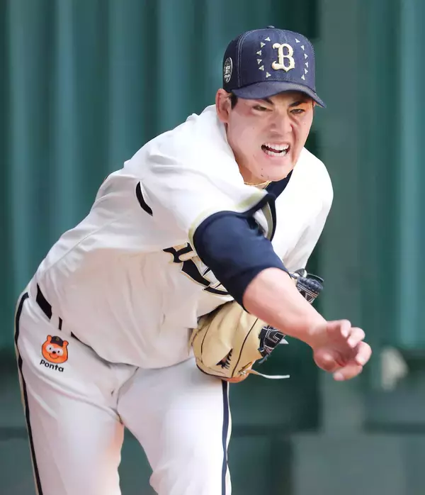【オリックス】九里亜蓮いきなりブルペンで３５０球熱投   「やっぱり特別」開幕投手へ「もっと進化しないと」