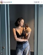 村重杏奈の胸元あらわな大胆オフショットが美しすぎる！　抜群のスタイルに「最強クラスに綺麗」「魅力的」