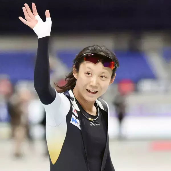 高木美帆さん　引退して別人級ショット！ばっちりメイク「美しい」「キレイ」「素敵ですね～」園遊会に参加