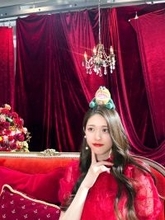 “大食いタレント”松村沙友理が新レシピ紹介「おいしくな～れ！！」の魔法で「さゆキウイ」