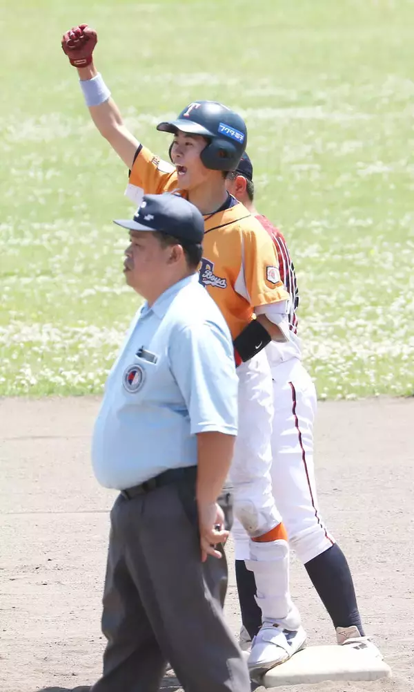 【ボーイズ】苫小牧が１９得点の圧勝で優勝王手　４番・太田怜臣（れお）が２安打２打点　取り組んだバレルスイングで「いい感触でした」