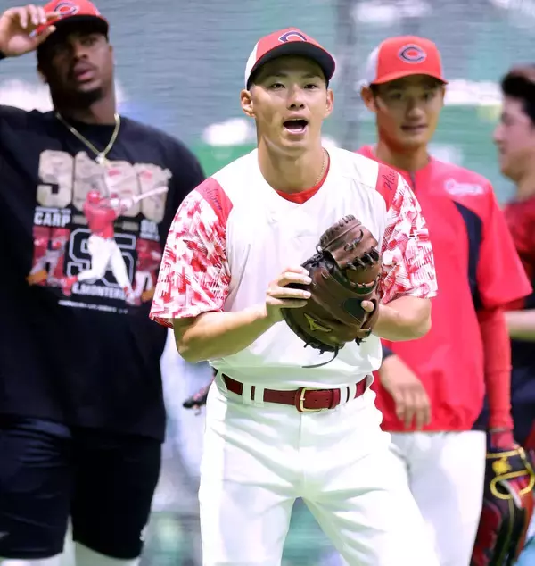 【広島】中村奨成が“３度目の正直”で定位置奪取へ「アピールして、レギュラーをもう１度」２度の２軍再調整経て２３日に昇格